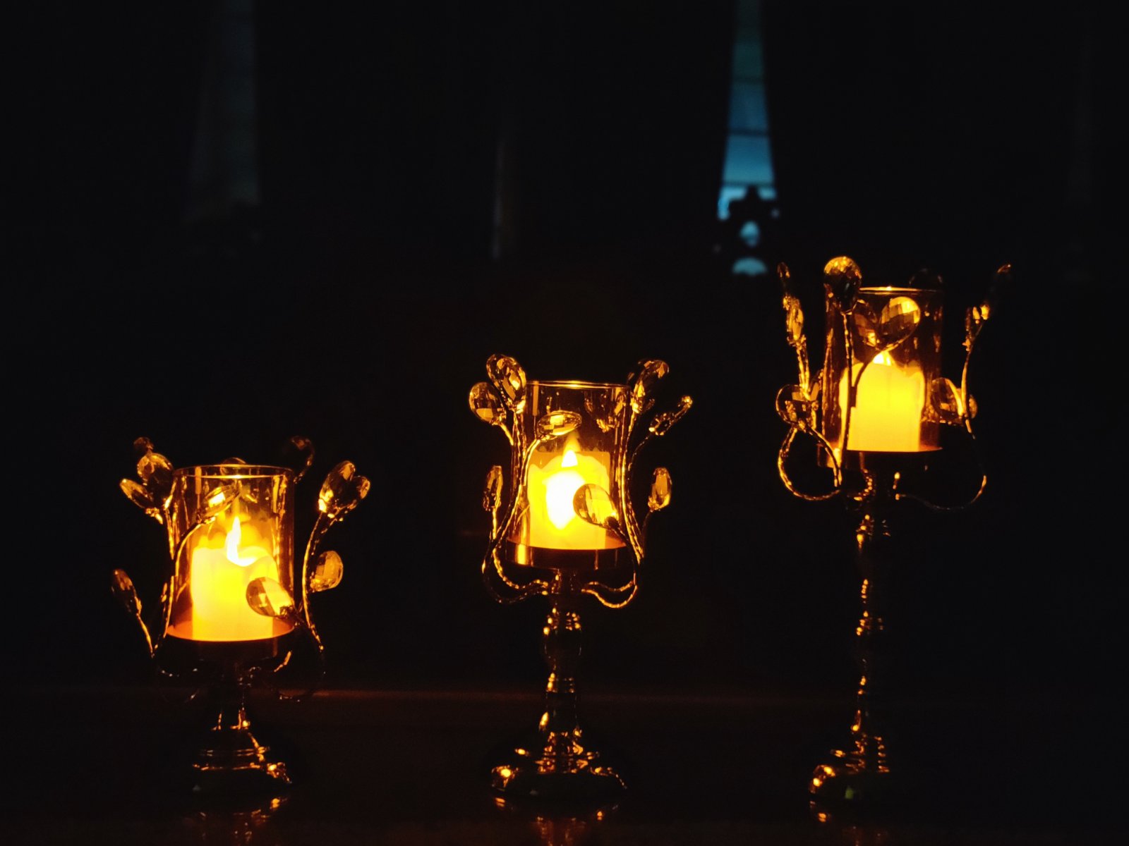 Premium Candle Holder - Image 2